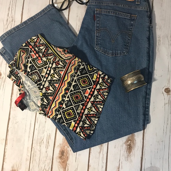 Levi 550 Bootcut Jeans - Picture 2 of 3